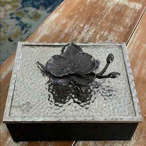 Michael Aram box in silver and black